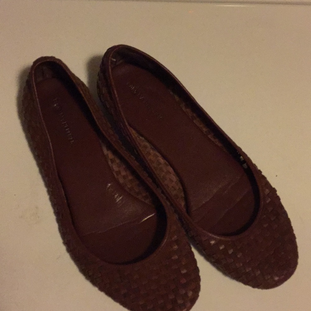 Banana republic flats brown woven summer flats